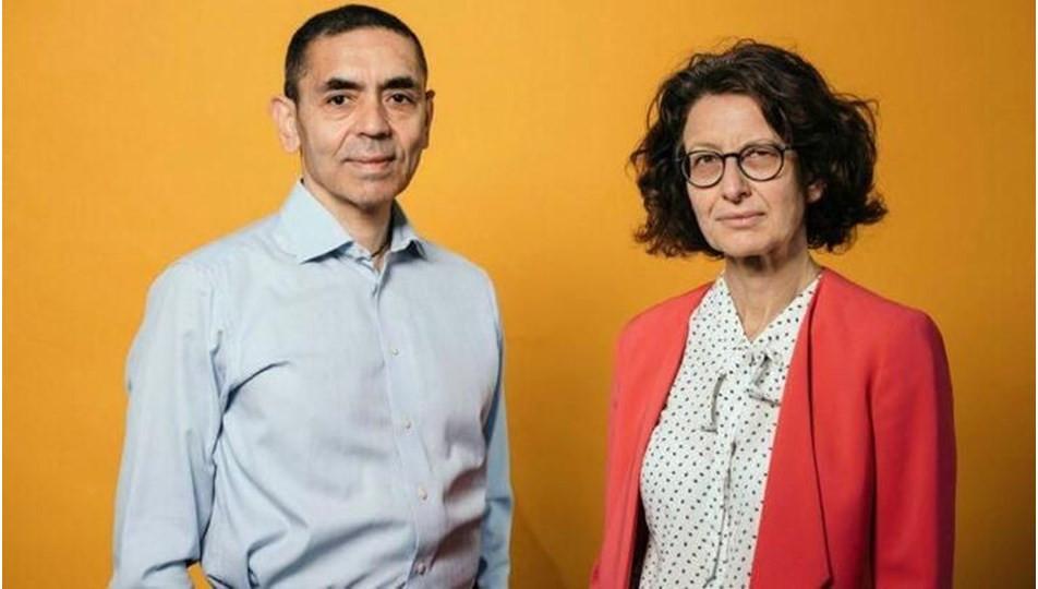Merkel praises Turkish-German couple for virus vaccine