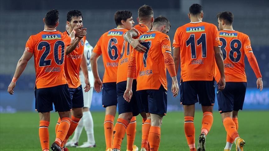 Başakşehir salvage draw against 10-man Kasımpaşa