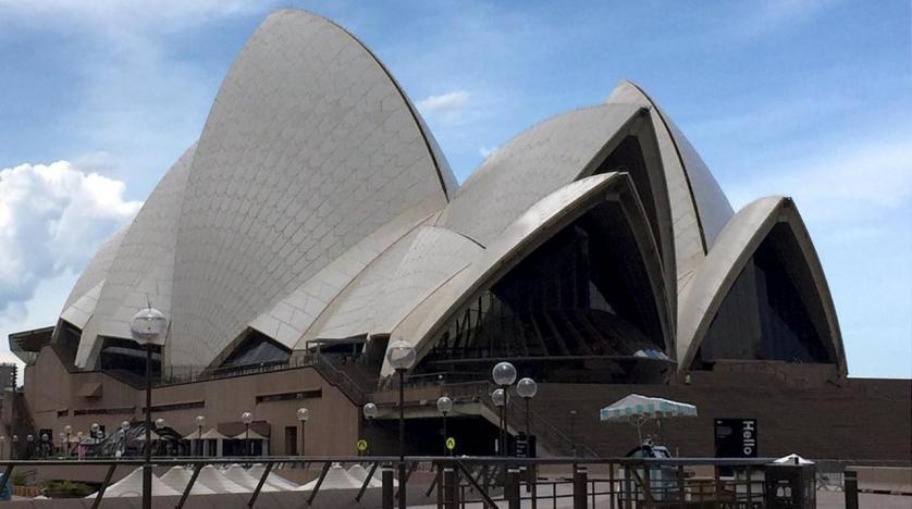 Opera to return to Sydney after virus hiatus