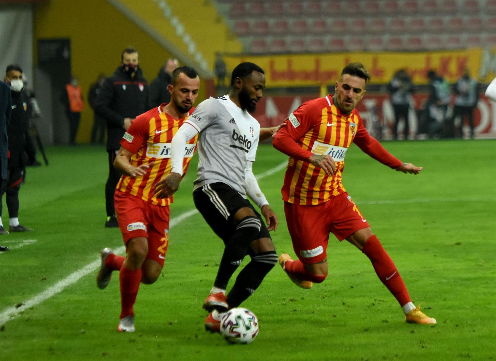 Beşiktaş beat Kayserispor 2-0 to move top of Süper Lig