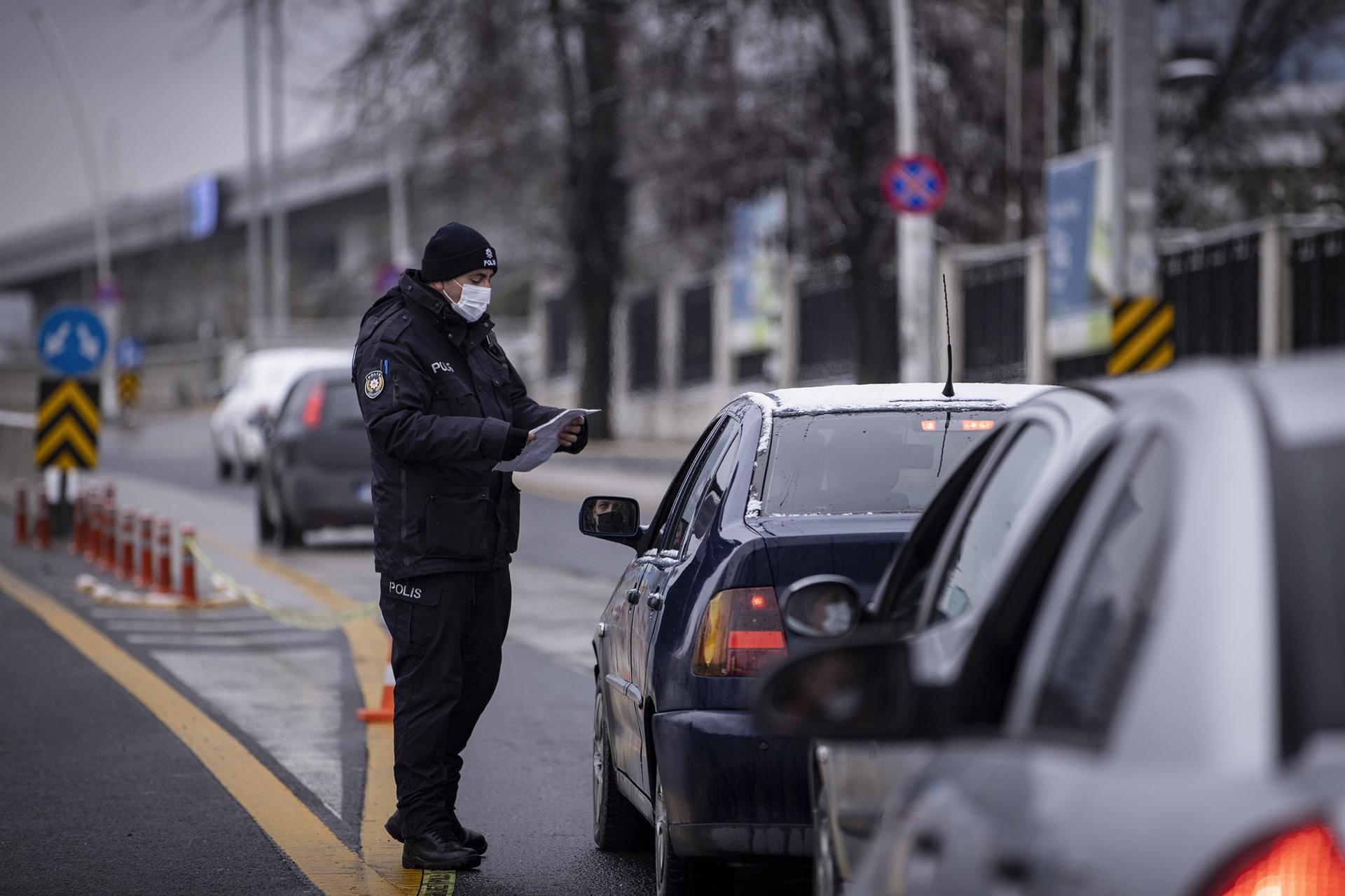 Turkish authorities conducted some 38 mln COVID-19 inspections in 10 months