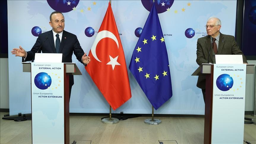 Turkey, EU launch talks to renew migrant deal