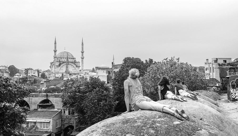 Turkey’s prominent photographer presents book on Istanbul