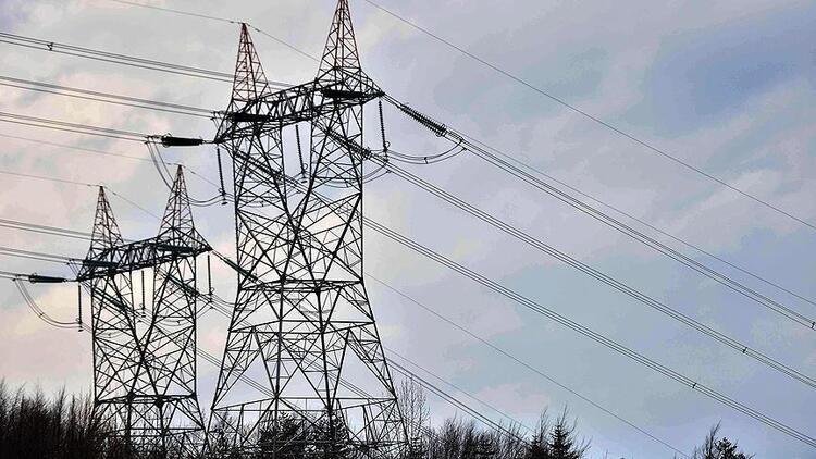 Turkeys daily power consumption down 6.9 pct on Feb 6