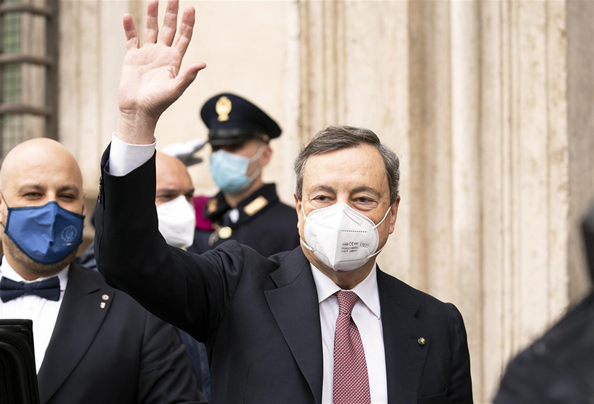 Draghi takes helm in Italy, focused on pandemic recovery aid