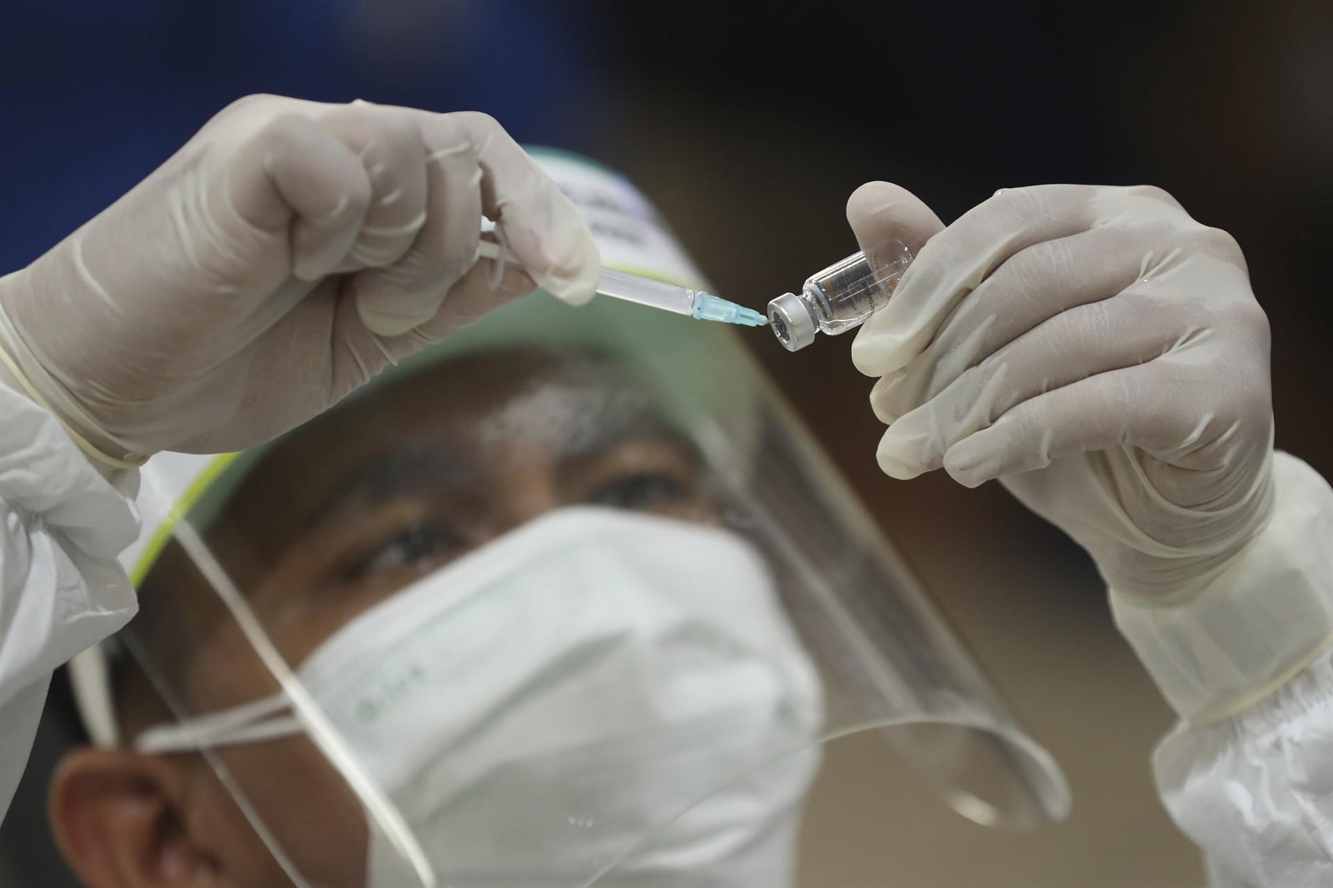 UN urges global COVID vaccine plan, warns of dangerous inequity