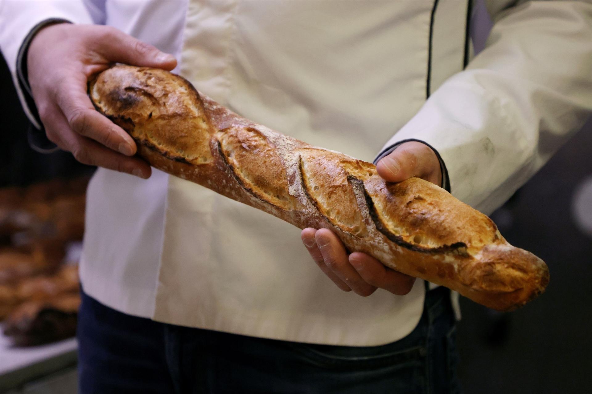 France’s bakers seek UNESCO recognition for the humble baguette