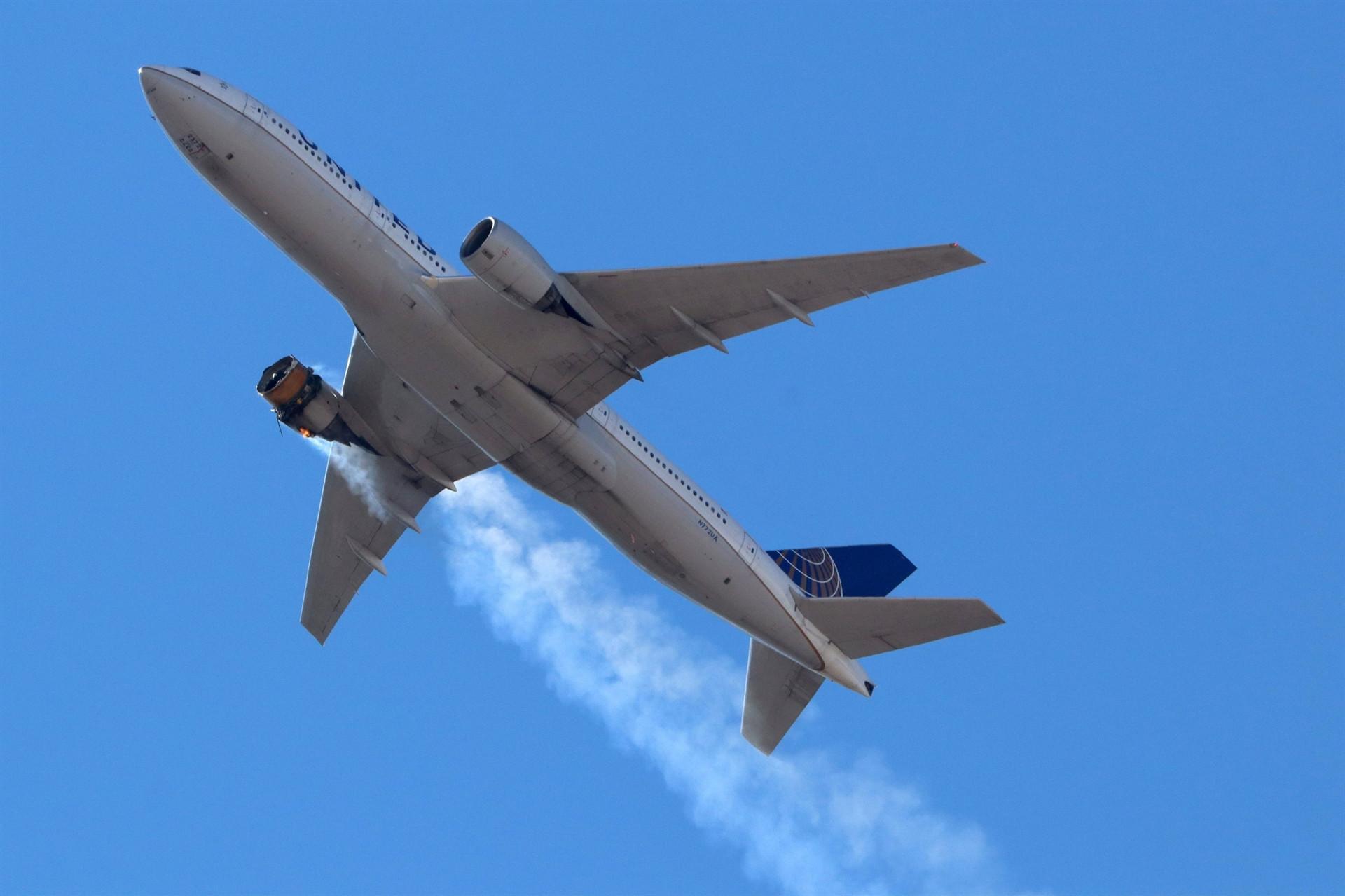 United plane suffers engine failure, scatters debris over US city