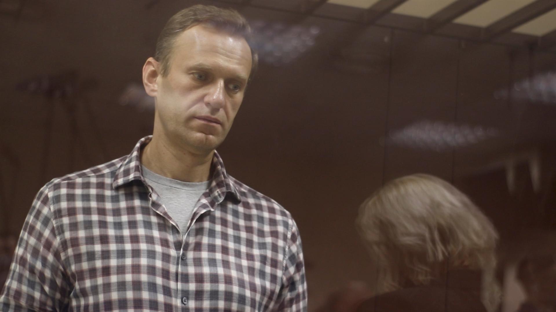Moscow court upholds prison term for Kremlin critic Navalny