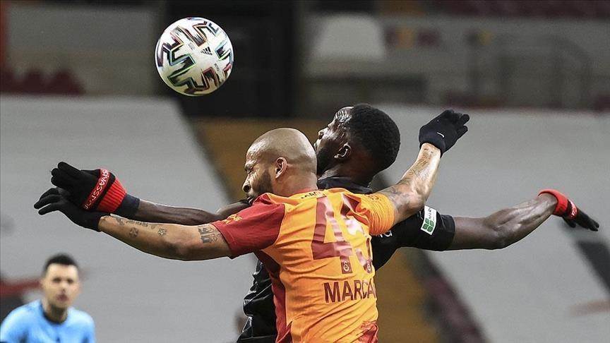 Beşiktaş takes over league lead