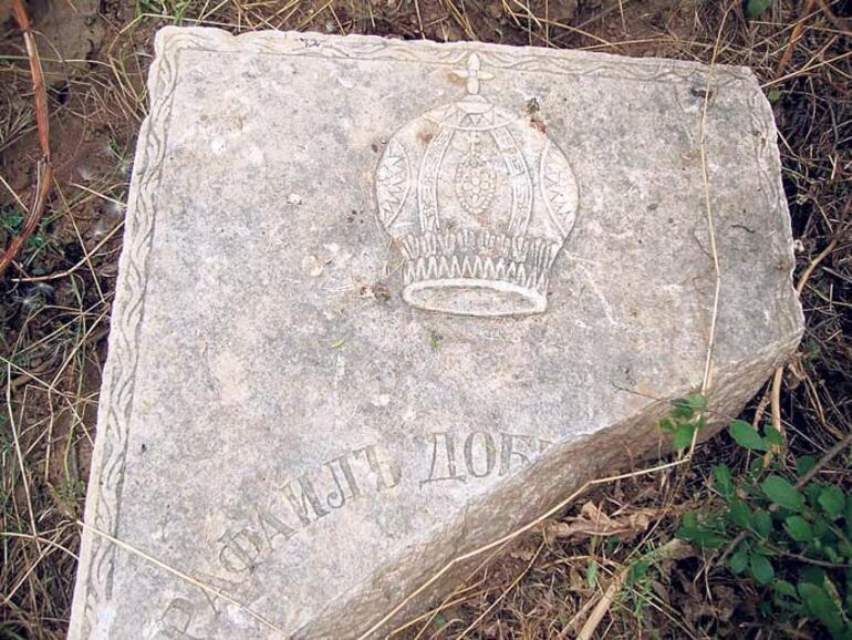 Prominent Bulgarian priest’s grave found in Edirne after years