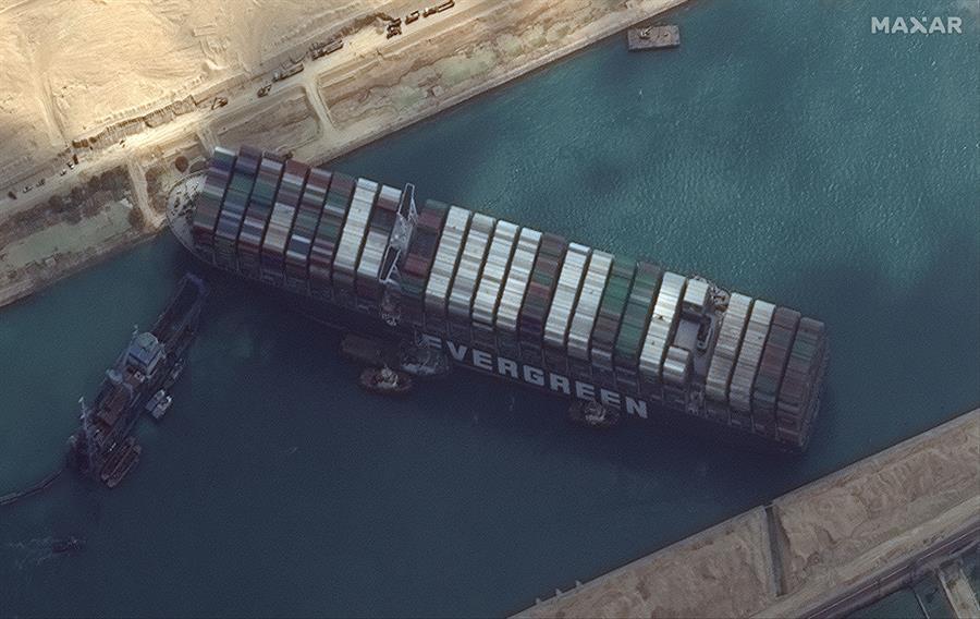 Suez Canal remains blocked amid efforts to free stuck vessel