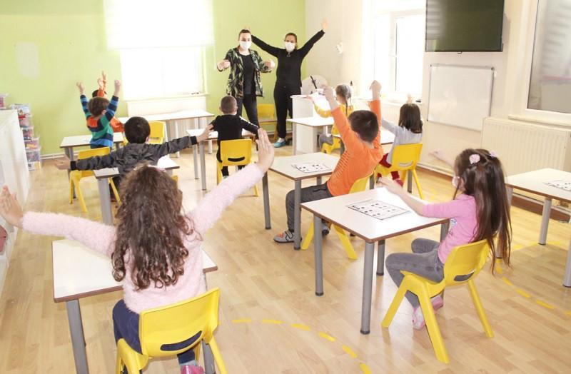 Philanthropist becomes teacher in kindergarten she donated