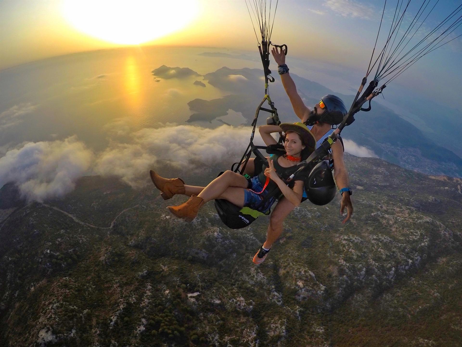 Woman diagnosed with rare disease turns thrill-seeker
