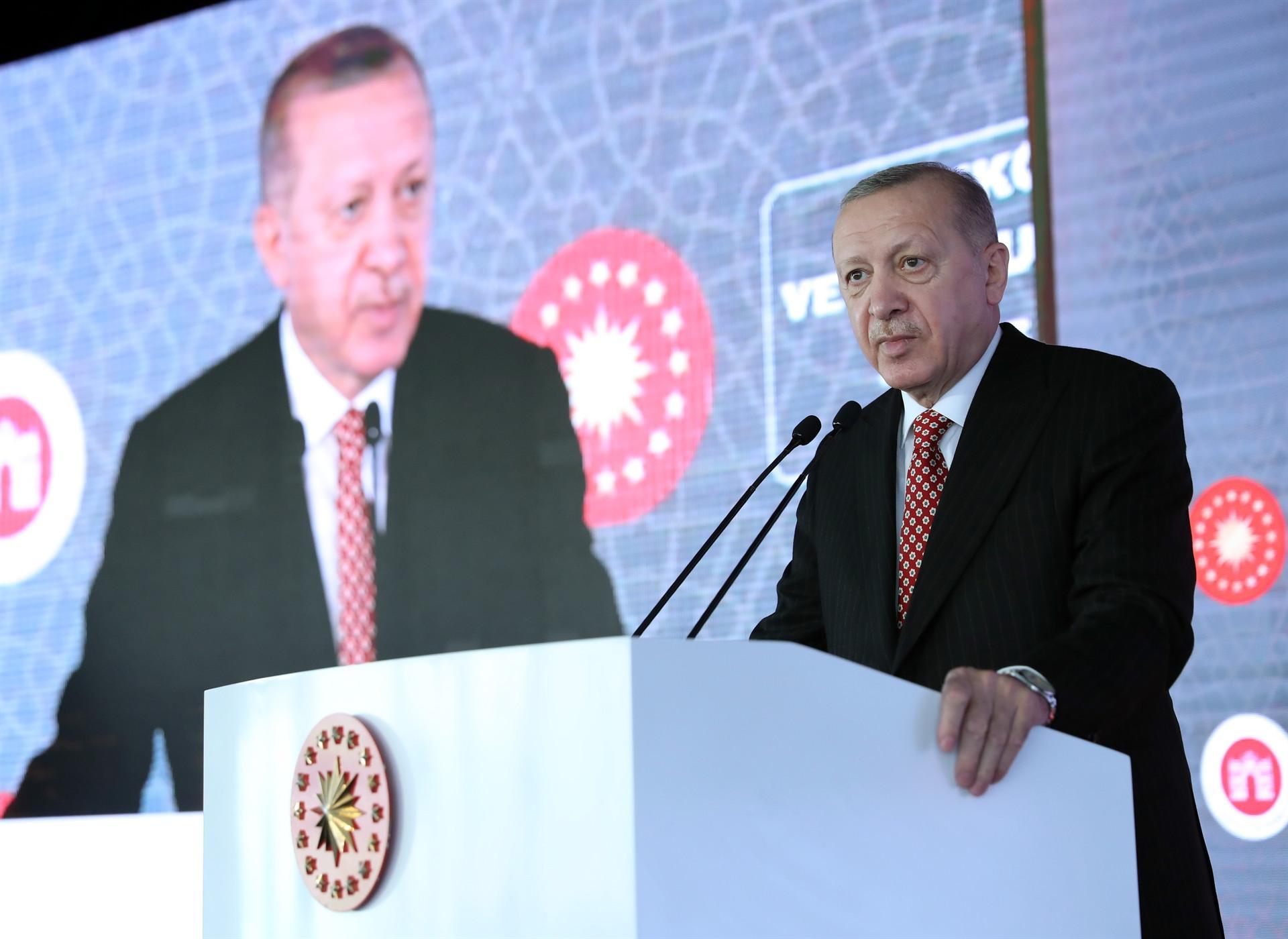 Erdoğan urges low-rise architecture