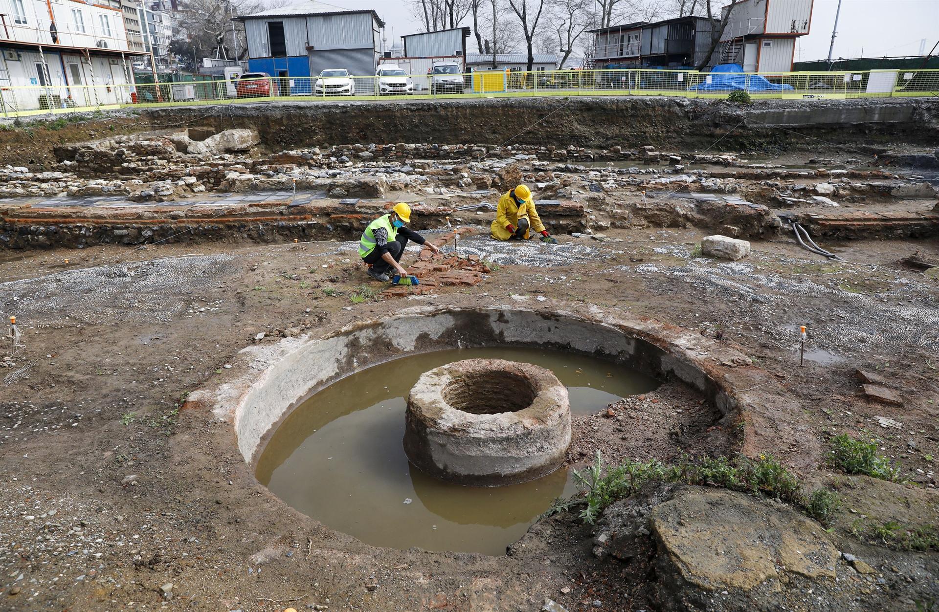 Historical artifacts found in Kabataş