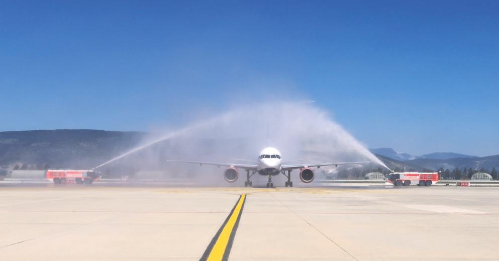First int’l flight of this year brings Russians to airport in Milas