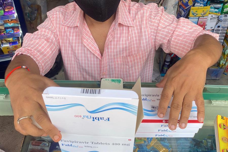 India’s COVID-19 shortages spur black market for drugs, oxygen