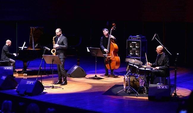 Fusion of Anatolian music traditions with jazz