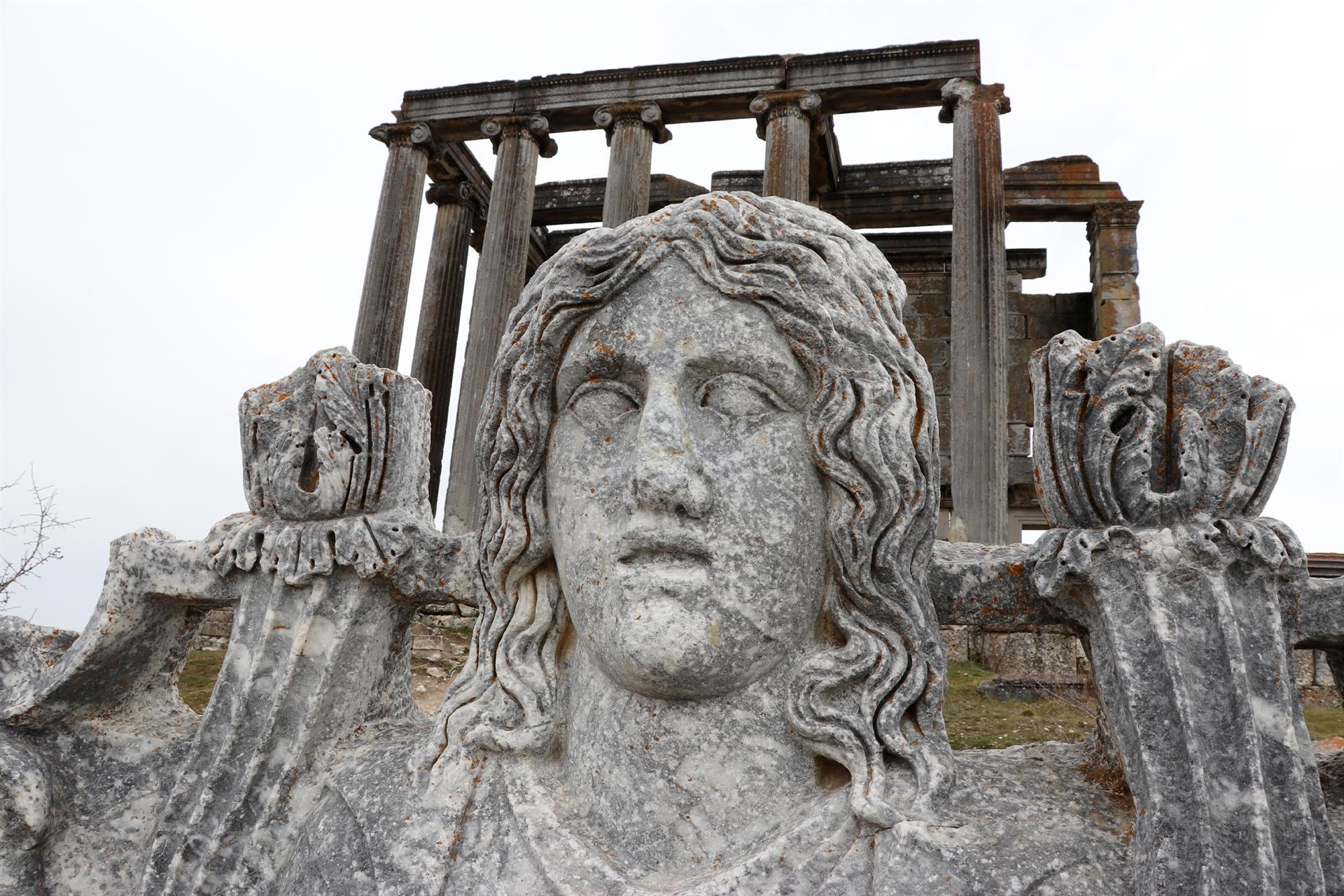 Excavations in Anatolia’s two ancient sites shed light on history