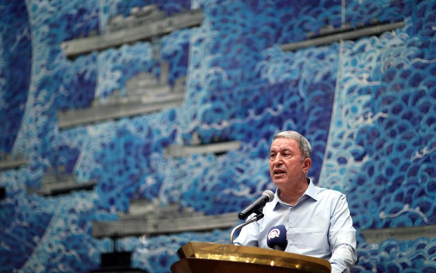 Turkey respects borders of Iraq: Defense minister