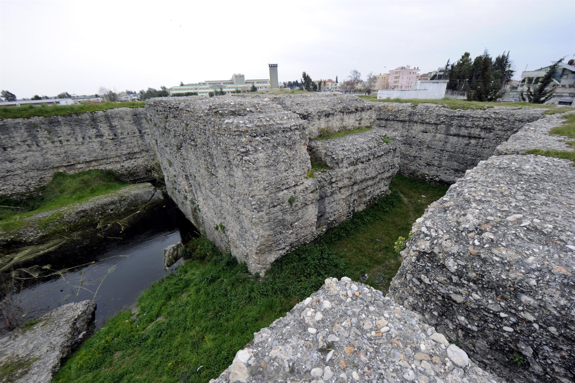 Roman temple in Mersin waits to serve tourism