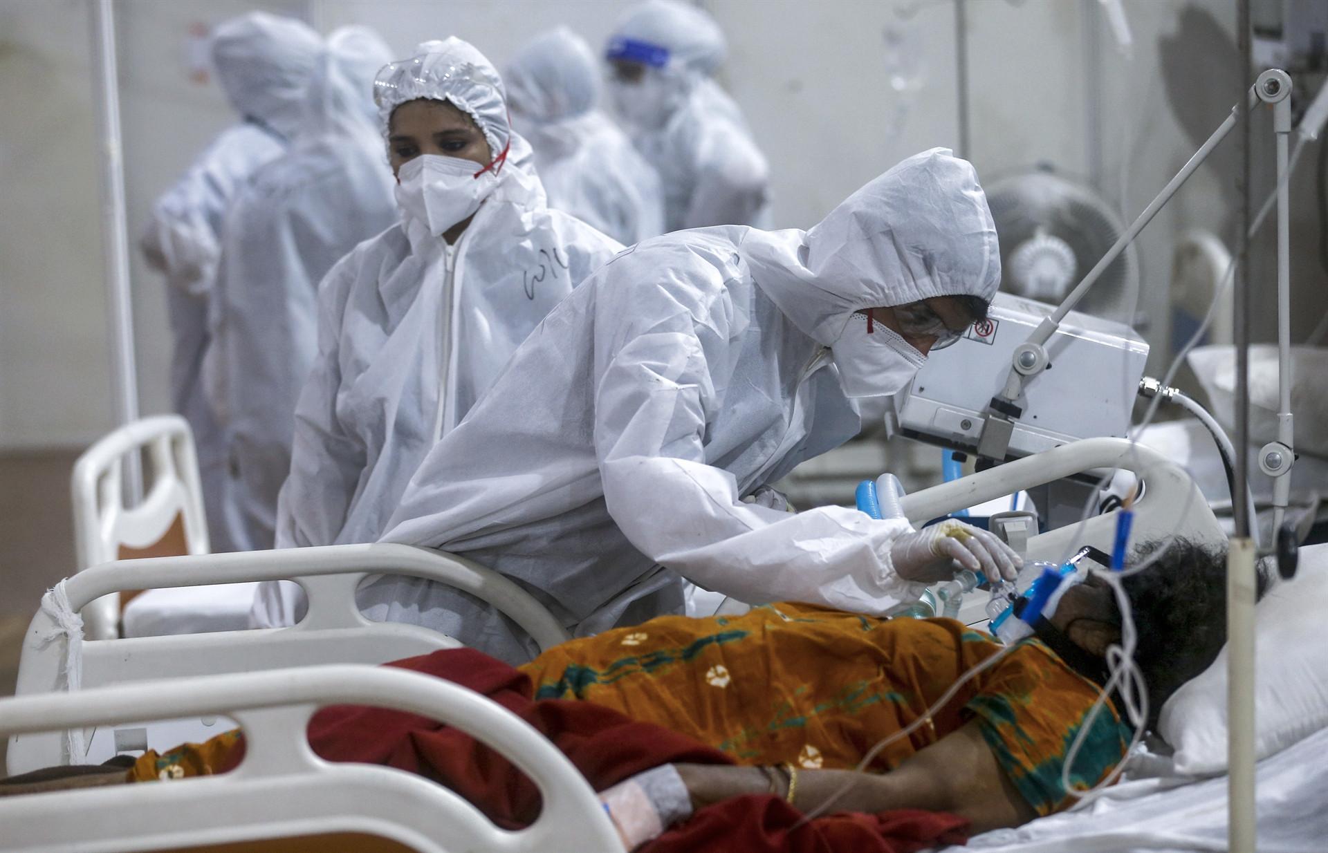 Indias seven-day COVID average at new high, WHO issues warning on strain