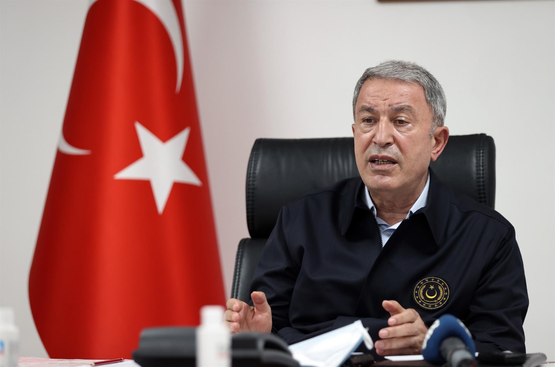 S-400s pose no threat, risk to anybody, says Turkish defense minister