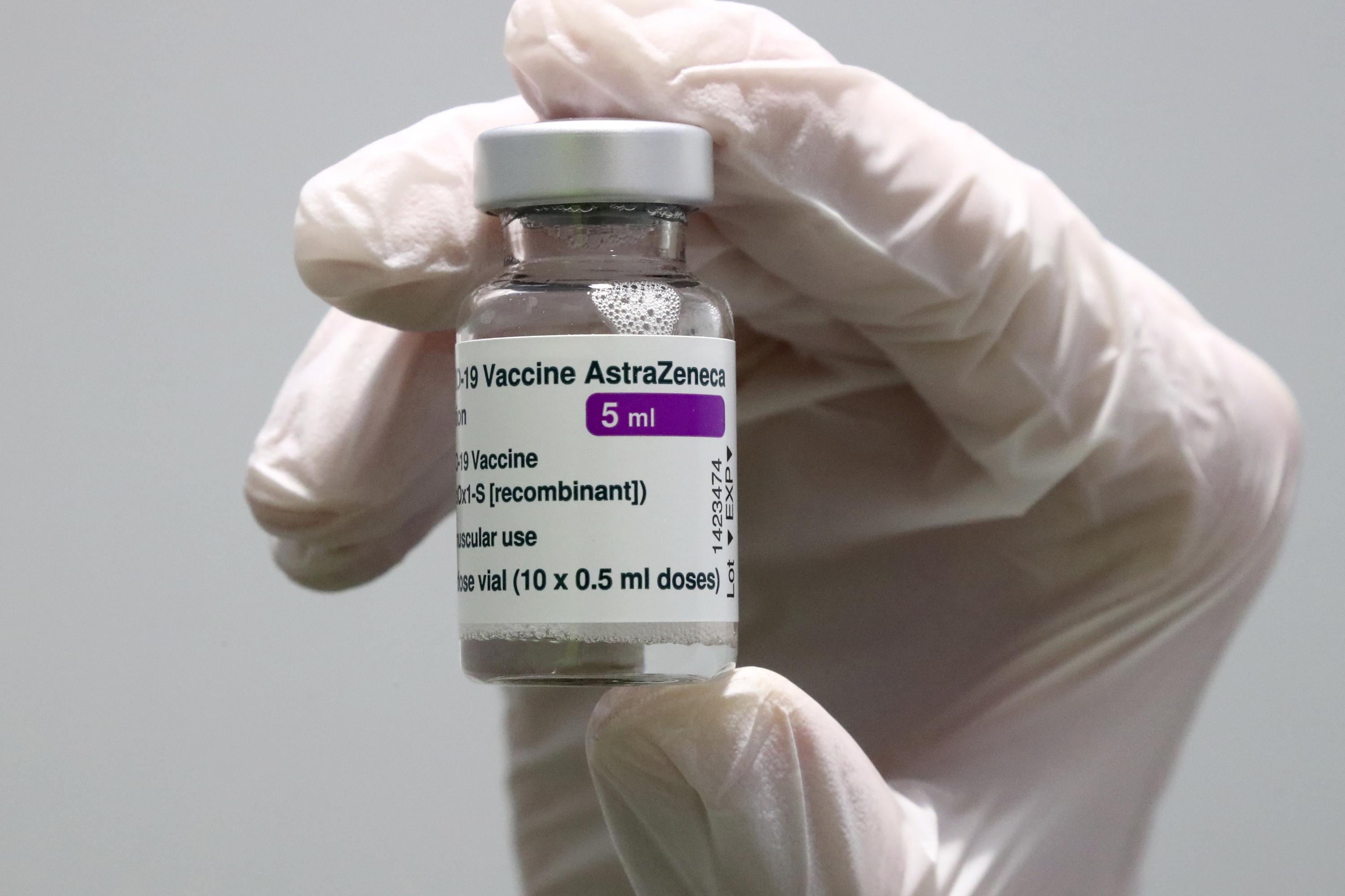 UK insists vaccines work against Indian COVID variant