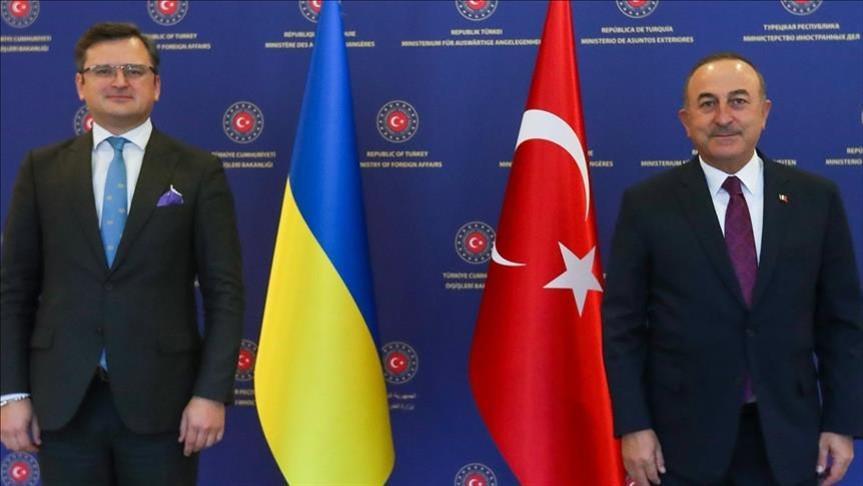 Turkish foreign minister speaks to Ukrainian counterpart