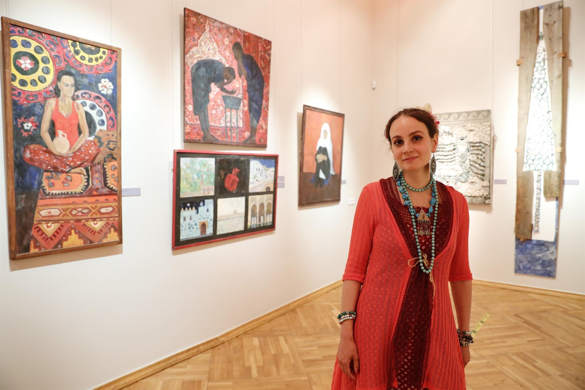 Russian artist promotes Turkish culture in Moscow