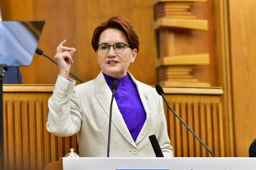 İYİ Party leader criticizes gov’t for ‘late’ response to ‘sea snot’ problem