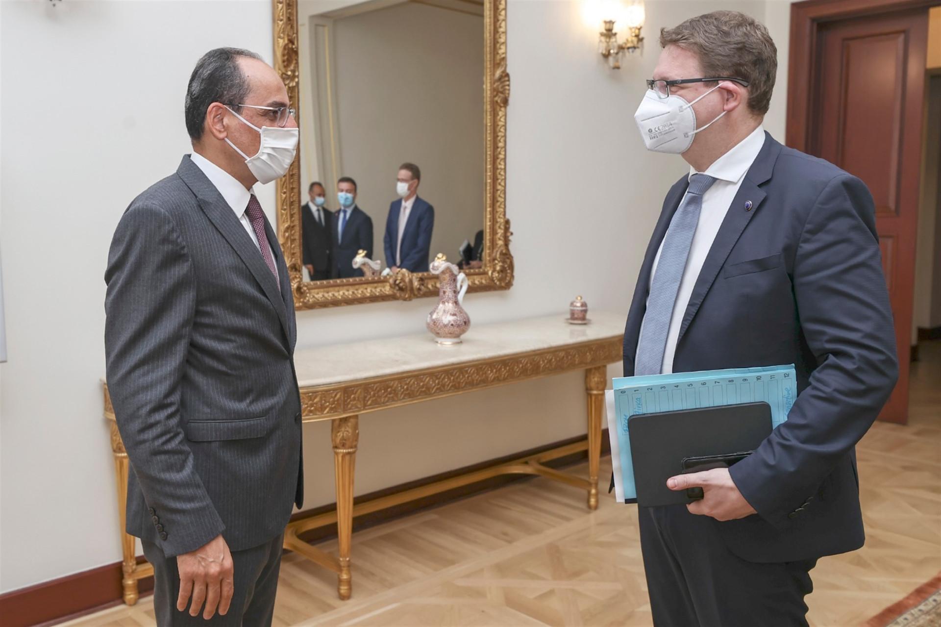 Top Turkish, EU officials discuss regional, global developments