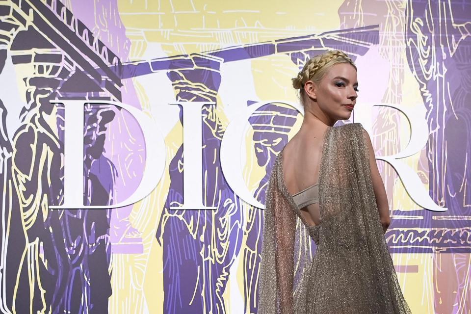 Dior channels ancient Greece for Cruise collection