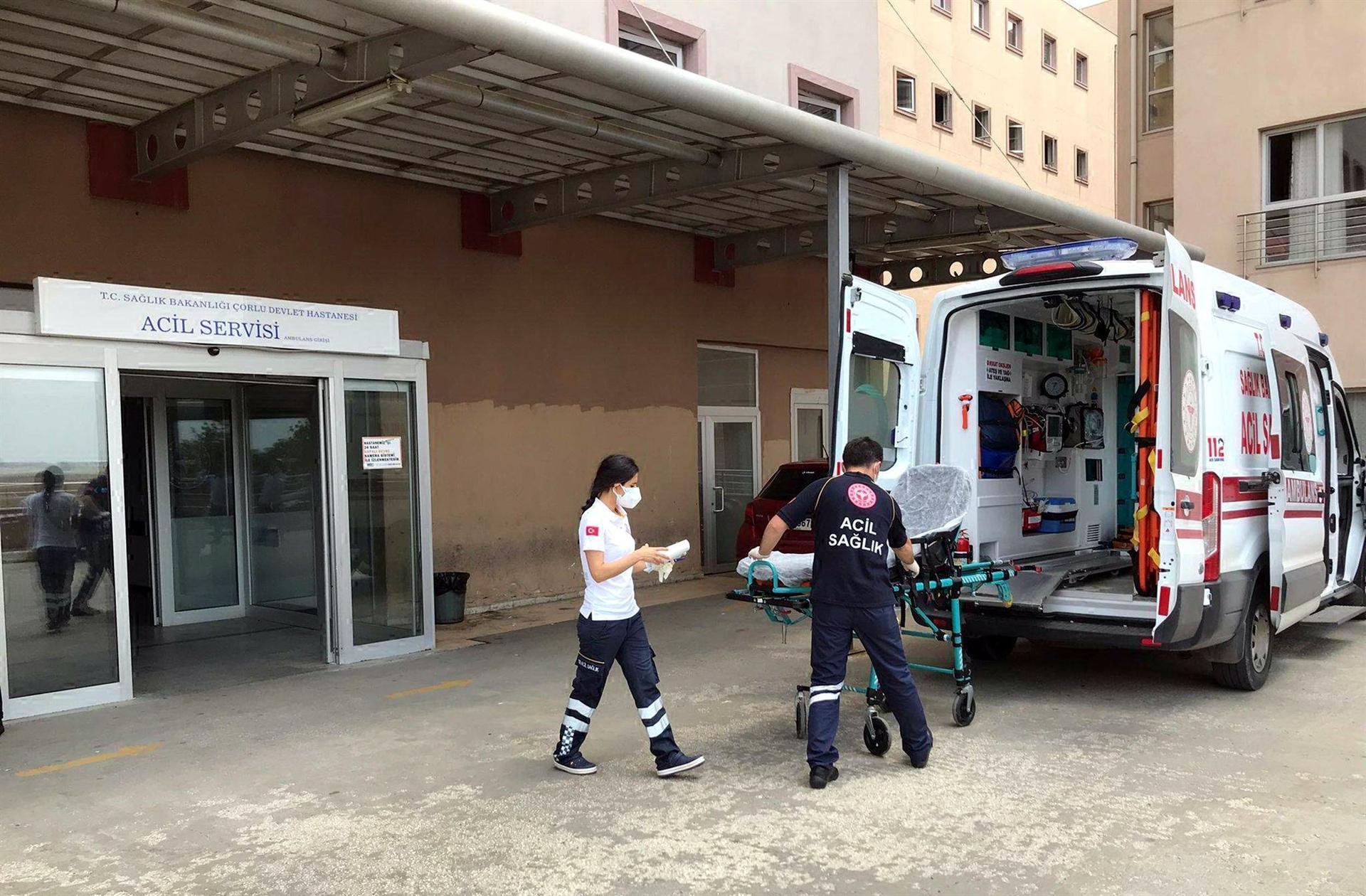 One dead, 10 hospitalized from bootleg alcohol