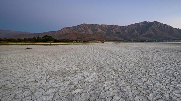 Turkey’s biggest lake under risk due to drought: Experts