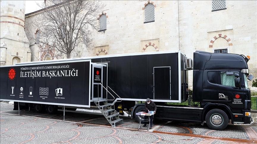 Digital Truck wows visitors on nationwide trek
