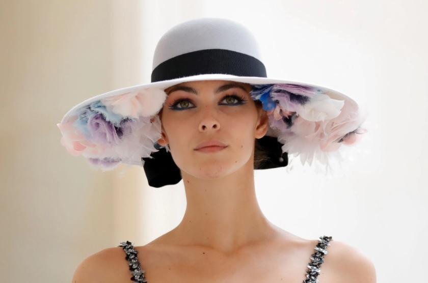 Chanel splashes plenty of colour at haute couture live show