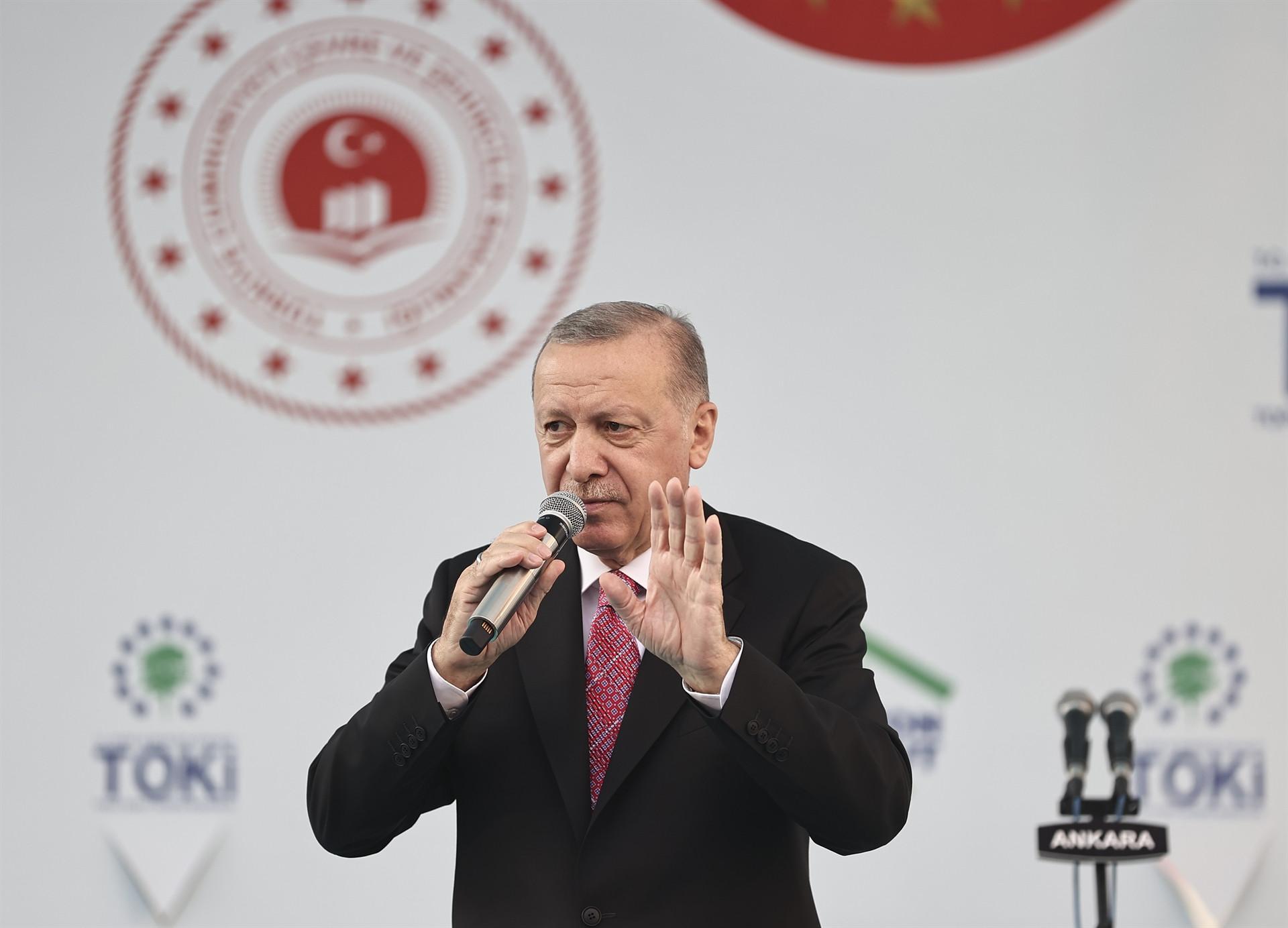 Erdoğan hails countrys public housing projects