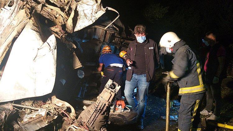 Bus carrying irregular migrants overturns in eastern Turkey