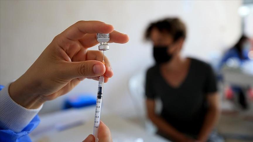 Low vaccination provinces pose risks, warns health minister