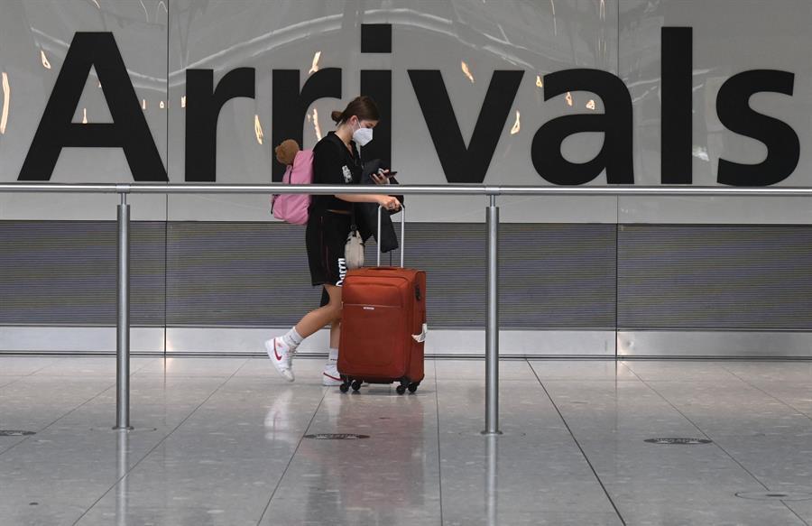 Anger as England extends restrictions on France travel