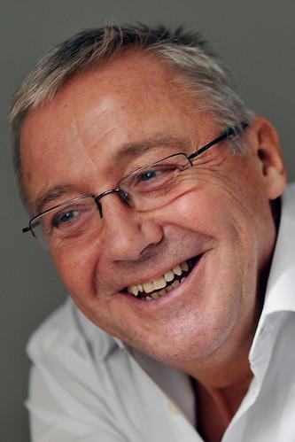 Opera director Graham Vick dies of COVID complications at 67