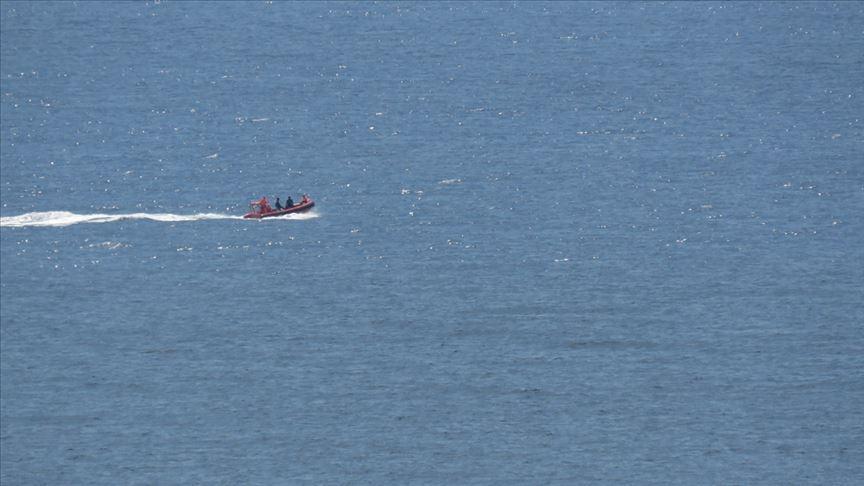 Search, rescue efforts continue after migrant boat sinks off Crete