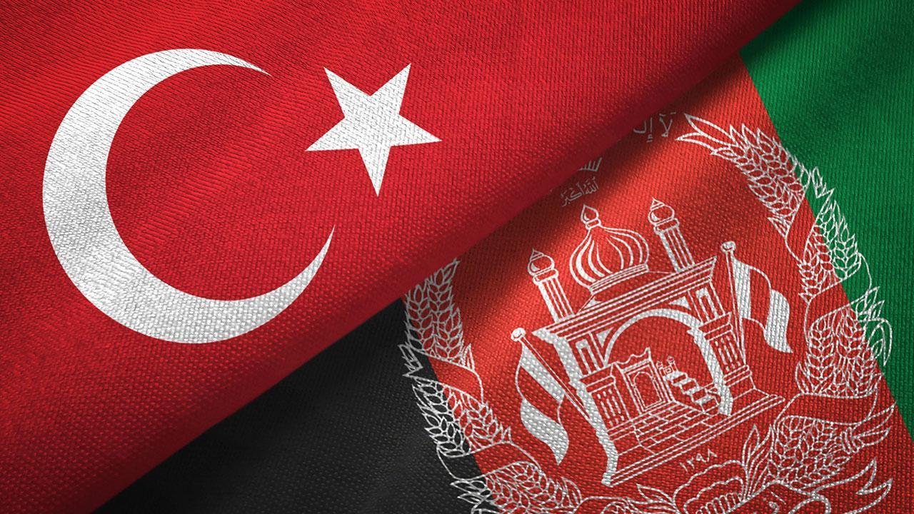 Turkish, Afghan defense ministers discuss Kabul airport