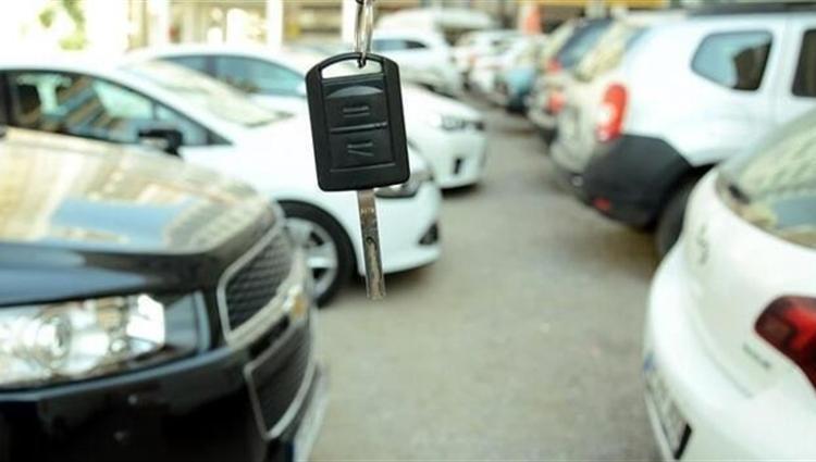 Auto market shrinks 45 pct in July