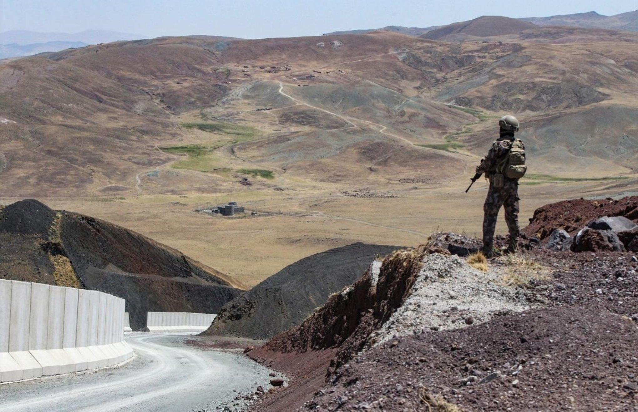 Turkey takes additional measures on Iran border against Afghan refugee influx
