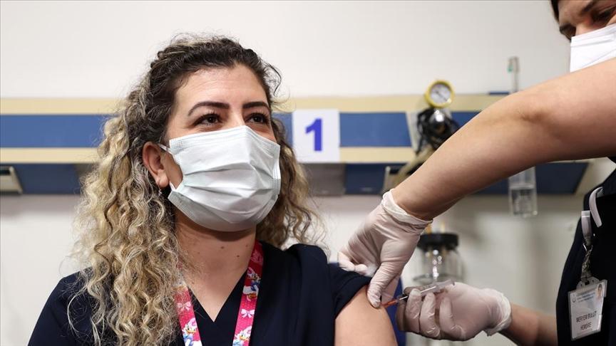 Number of low-risk provinces rising as jab drive speeds up