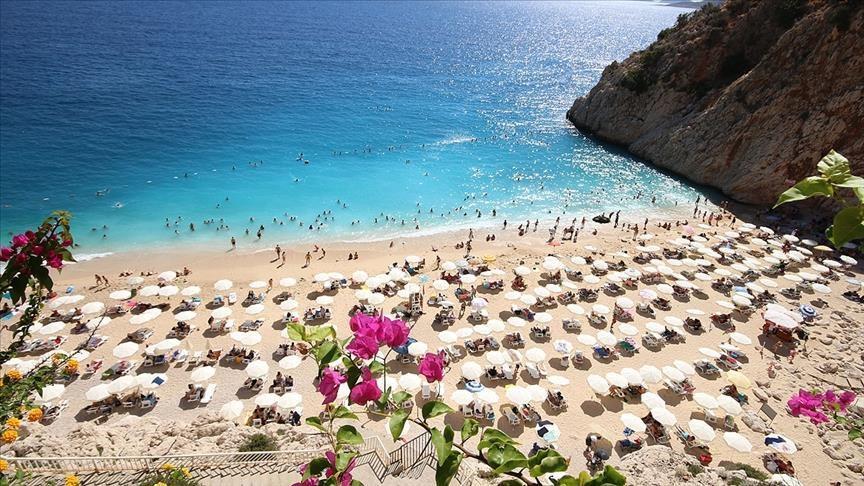 Turkey welcomes over 10 mln tourists in first 7 months of 2021
