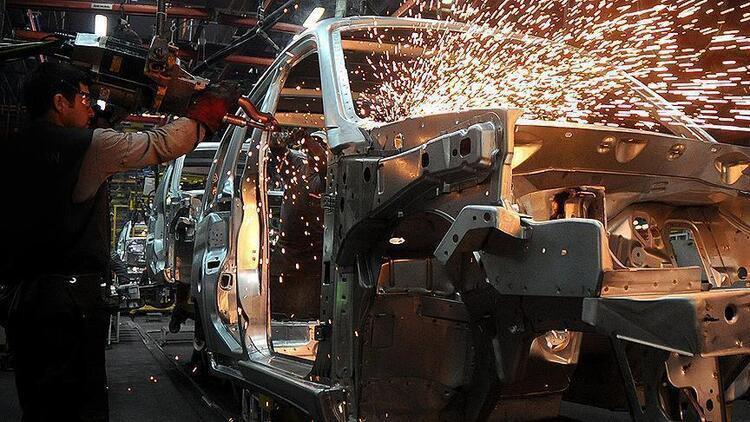 Manufacturing capacity up for 3rd straight month in August